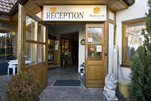 Hotel Blume Freiburg im Breisgau Exterior photo