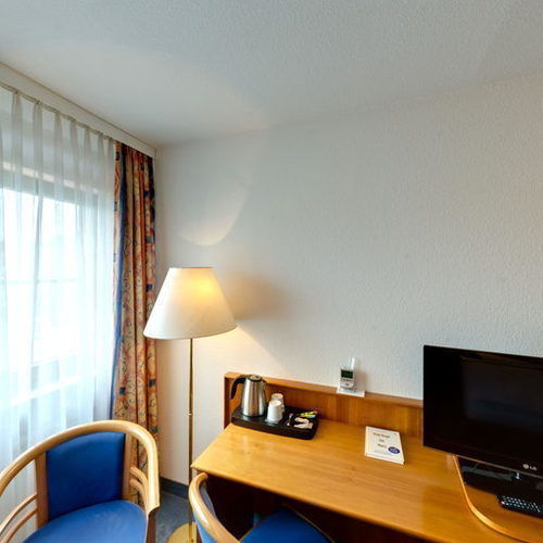 Hotel Blume Freiburg im Breisgau Exterior photo